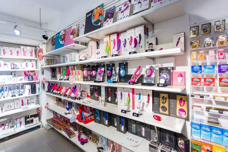 成人用品店都卖的什么东西与成人用品店都卖的什么东西?